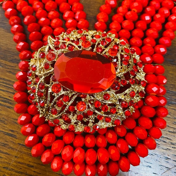 Beaded necklace set - Picture 3 of 4